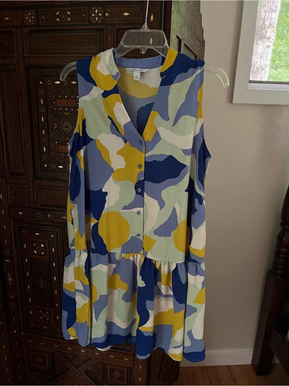 Nine West Sleeveless Abstract Tiered Dress in Blue, Yellow & White